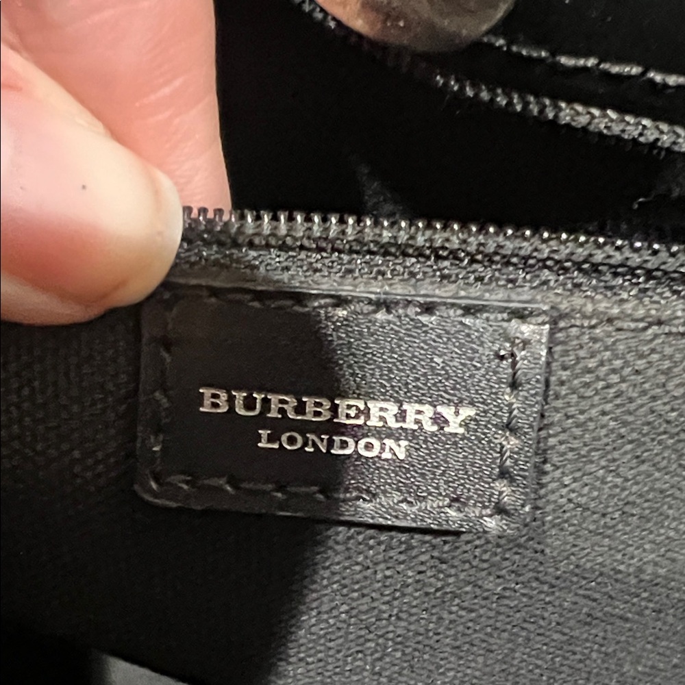 Burberry Tote - Picture 8 of 11